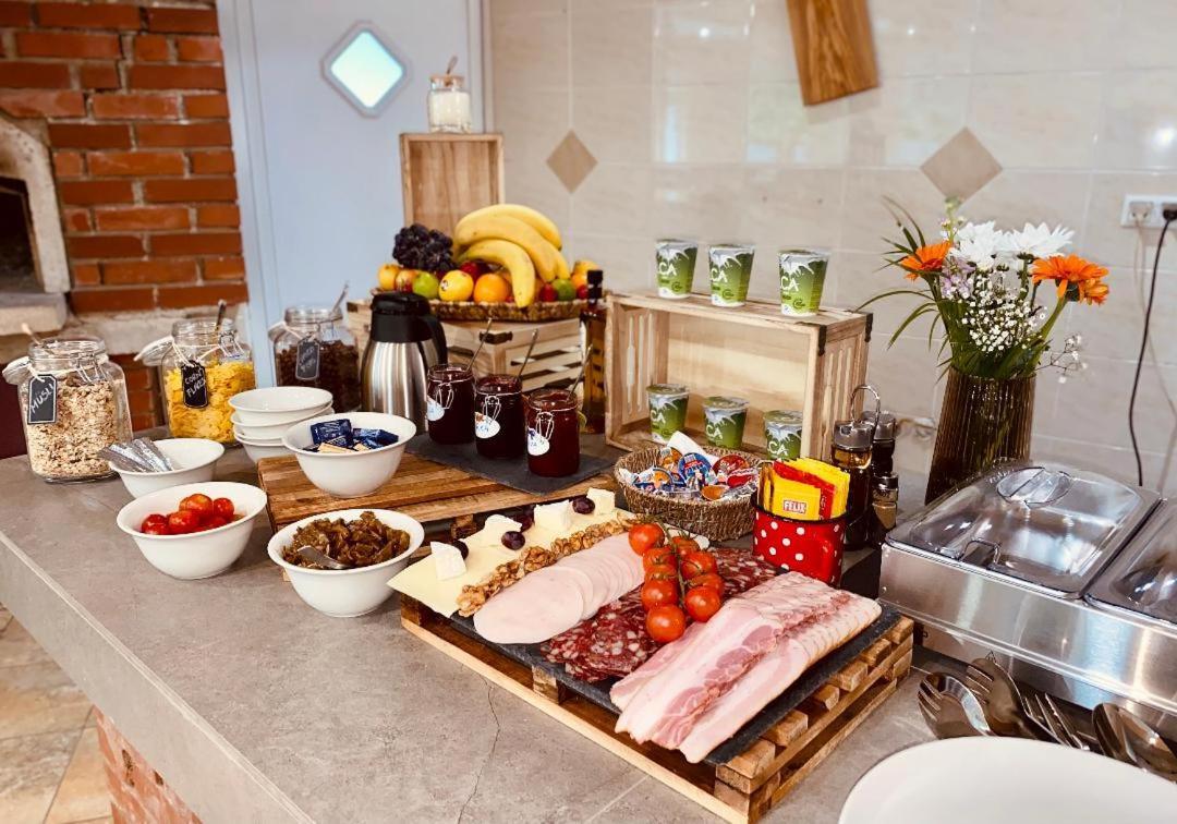 Zelena Oaza Bed and Breakfast Zgornja Kungota Eksteriør billede